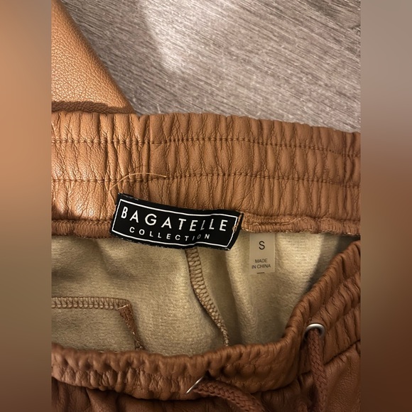 Small pleather joggers - Picture 2 of 6